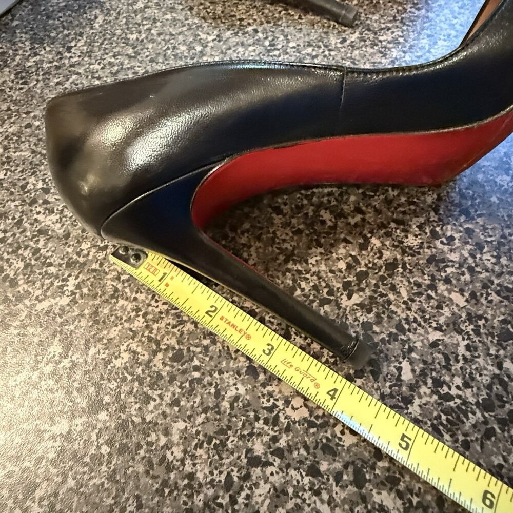 Christian Louboutin Simple Pump Black Leather Heels Box Dust Ba - Picture 10 of 10